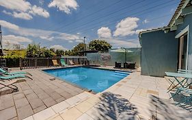 Phindulo Bed And Breakfast - No Loadshedding, Smart Tvs & Unlimited Free Fibre Wifi